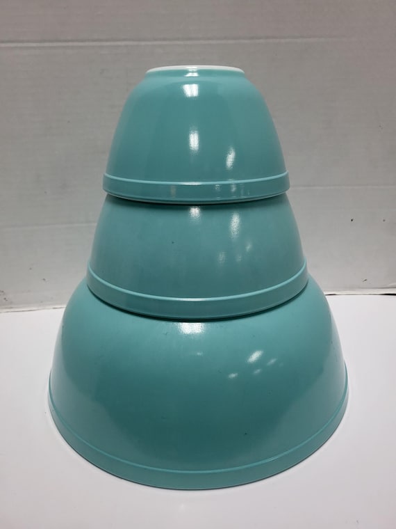 Robin Egg Blue Pyrex Mixing Bowls