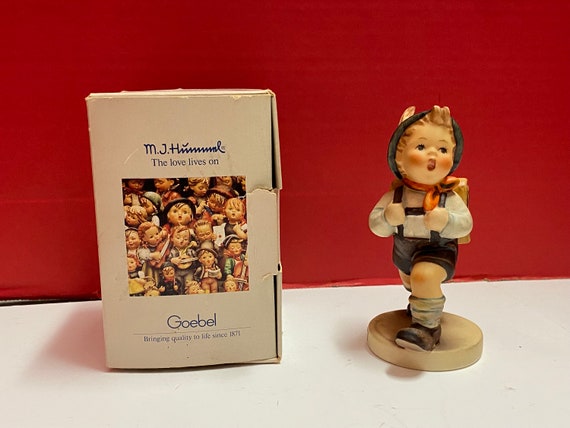 Hummel School Boy