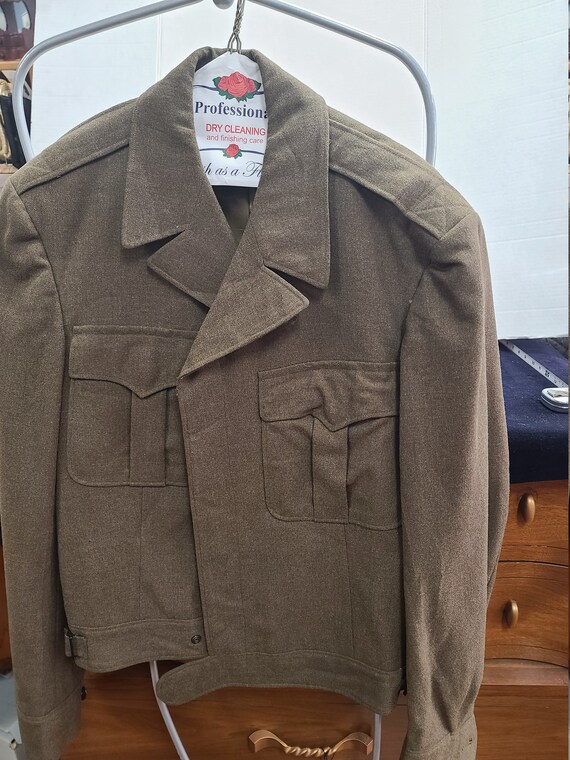 Military uniform jacket