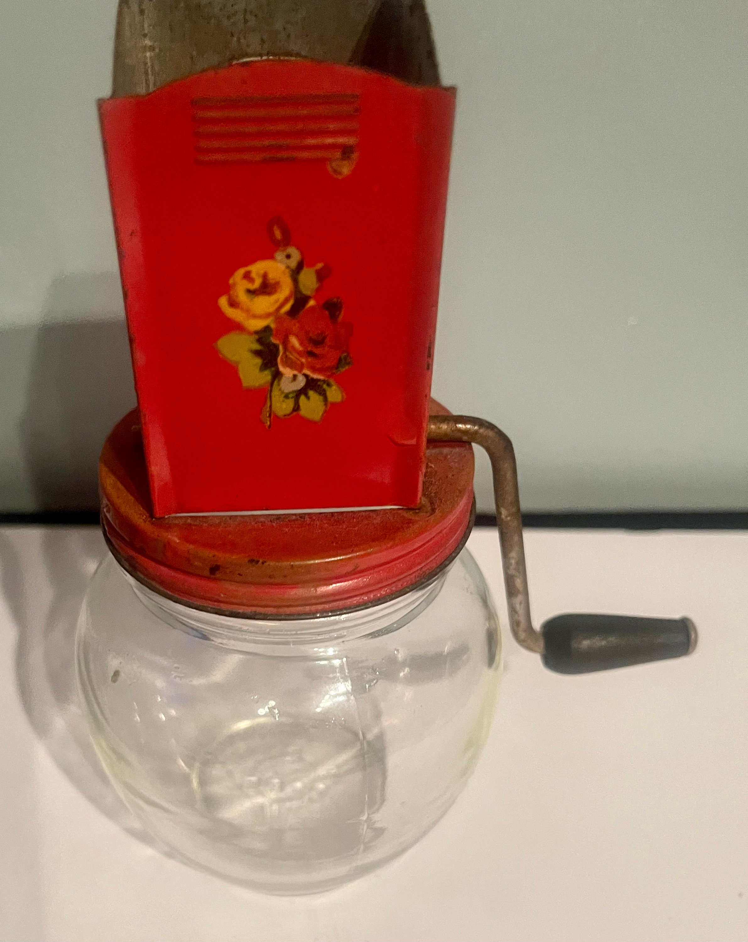 Vintage Nut Chopper Manual Nut Grinder ANDROCK Flower Floral