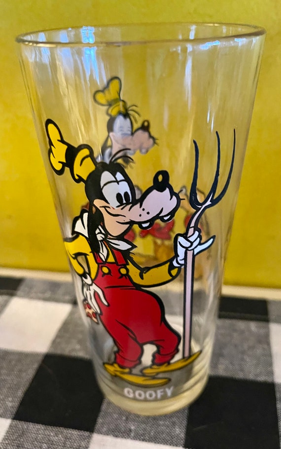 Pepsi Pluto and Goofy glass