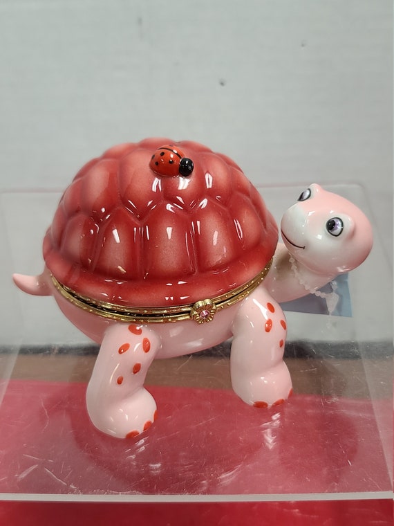 Ardleigh Elliott Tiny Turtles "Cutie pie" Music Box
