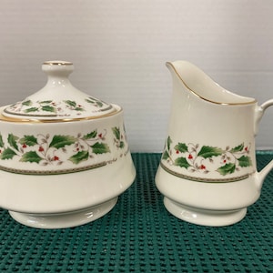 Royal Holly Cream & Sugar set