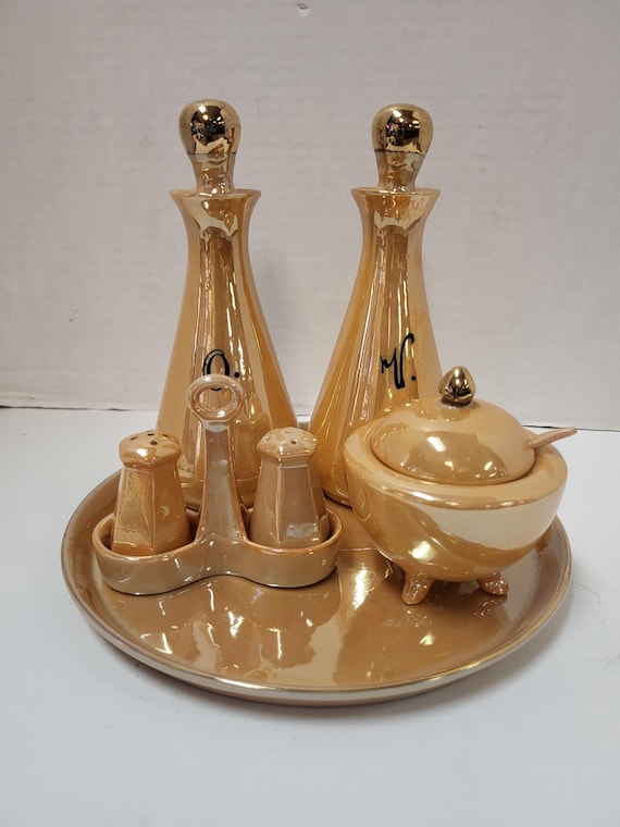 Lusterware Oil & Vinegar Set