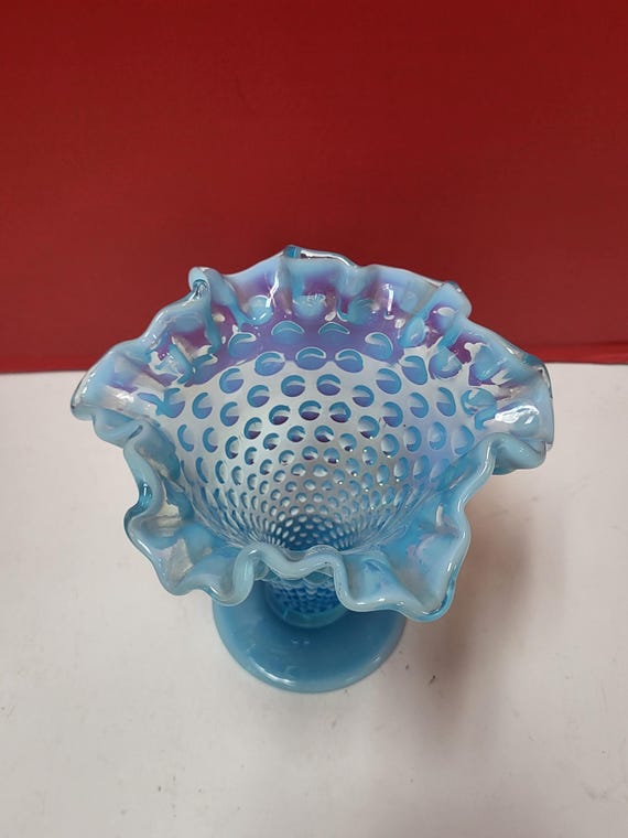 フェントンブルー オパールセント ホブネイル 花瓶 - Etsy 日本