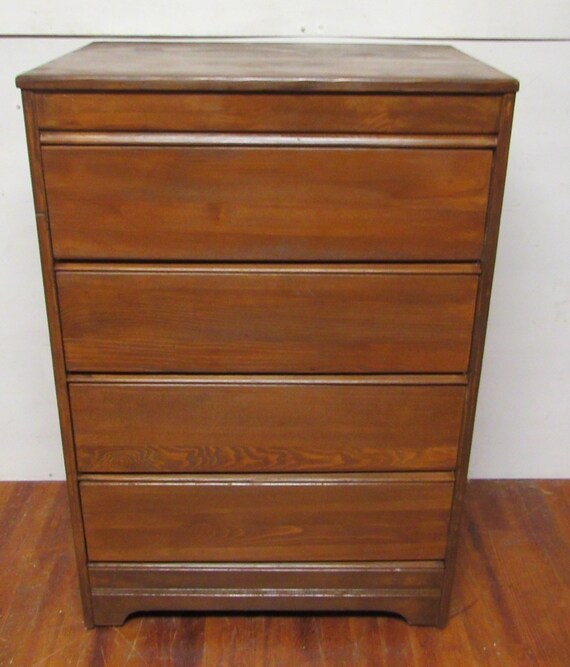 Vintage four drawer dresser