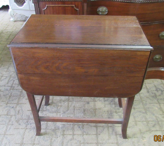 Vintage small drop leaf table
