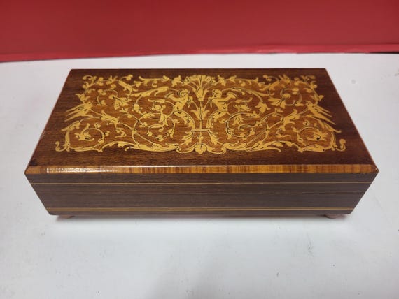 Jewelry & Music Box