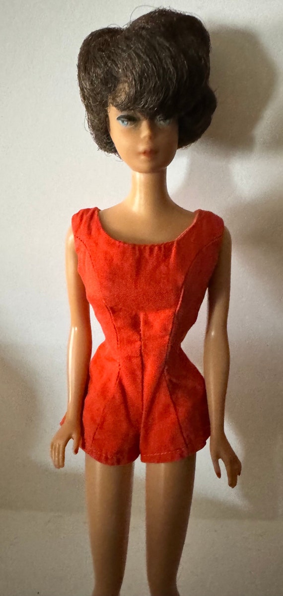 Brunette Barbie Bubblecut doll