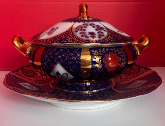 Limoges Covered Bowl with Underplate
