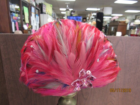 Bollman fuschia pink hat with feathers