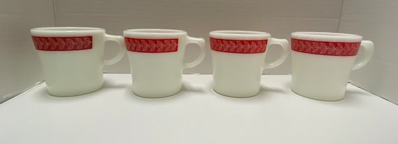 Pyrex Laurel Leaf Mugs