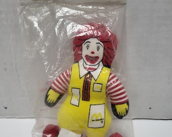 ロナルド・マクドナルドのぬいぐるみ - Etsy 日本