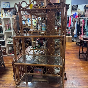 Rattan glass shelf Etagere