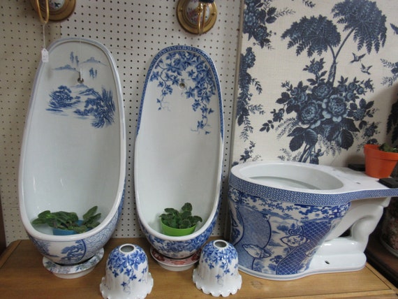Asian bathroom Urinal