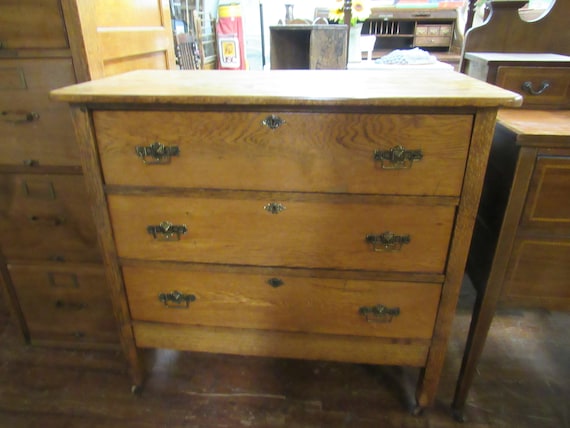 Oak sale lowboy dresser