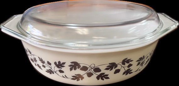 Pyrex Golden Acorn Cinderella Casserole MIB