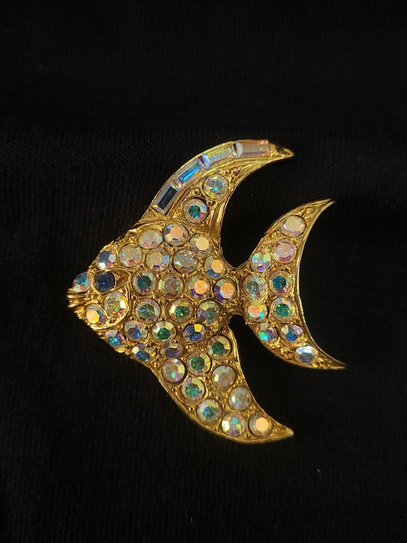 Rhinestone Angelfish Brooch