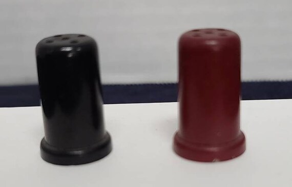 Art deco mini red and black salt and pepper shakers