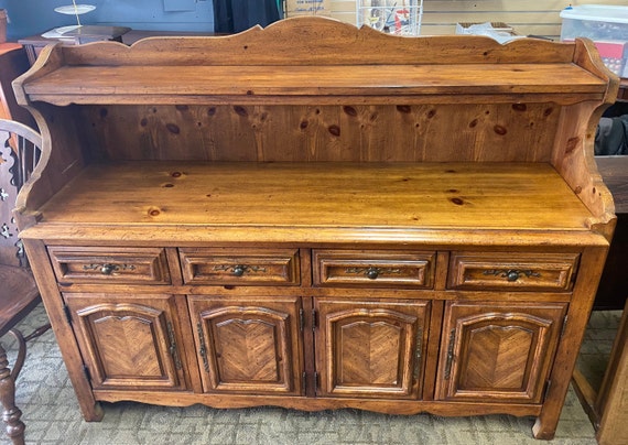 Vintage Stanley buffet hutch