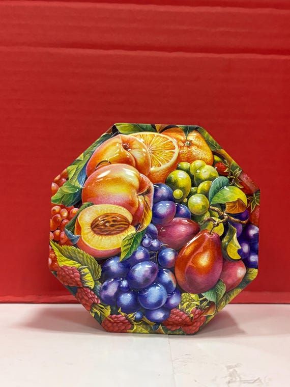 Candy Tin Full of Mini Xmas Ornament