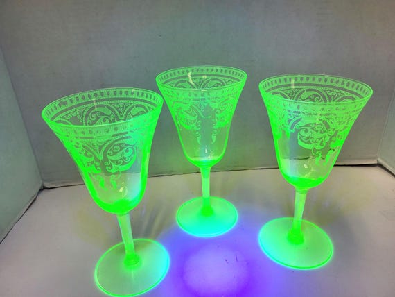 Uranium Wine Glasses
