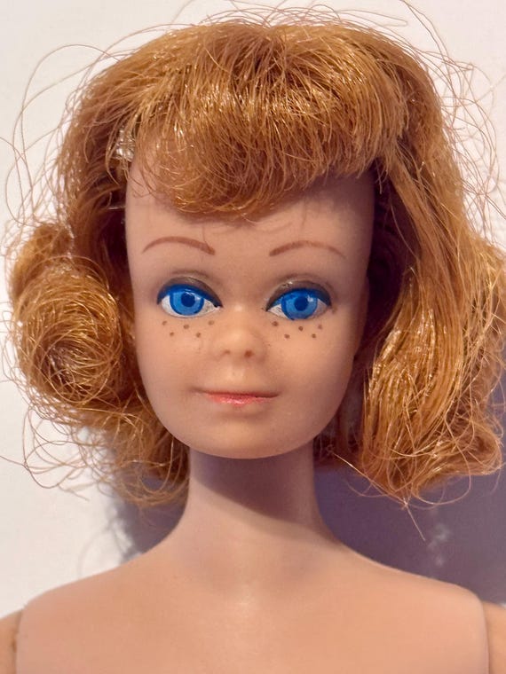 Midge Titan hair & blue eyes