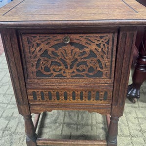 Antique small table commode