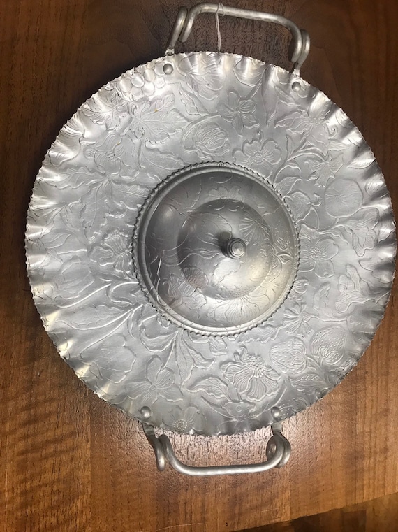 Hammered Aluminum serving tray with lid