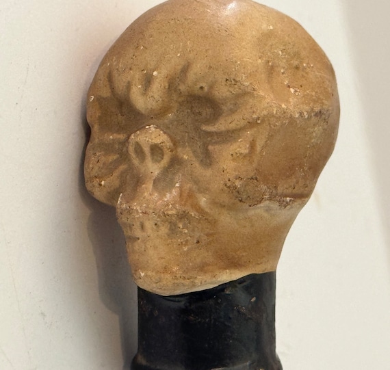 Skull or Zombie finial for umbrella or?