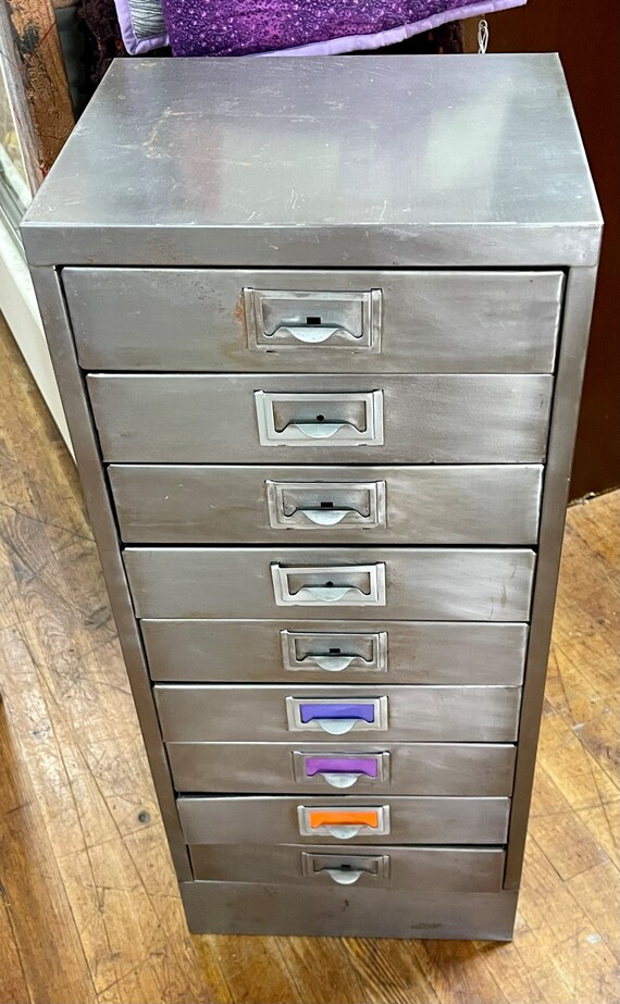 Steel 9 drawer cabinet