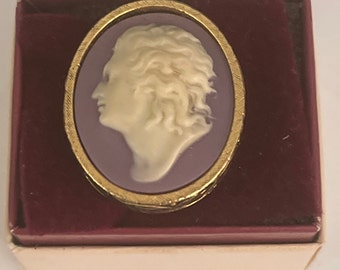 Cameo Cufflink