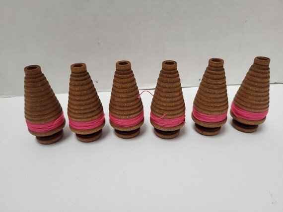 6 Wood Bobbins
