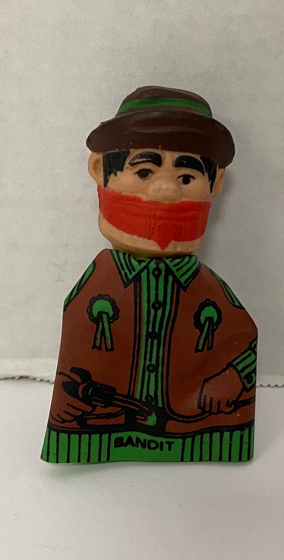 Bandit Finger Puppet