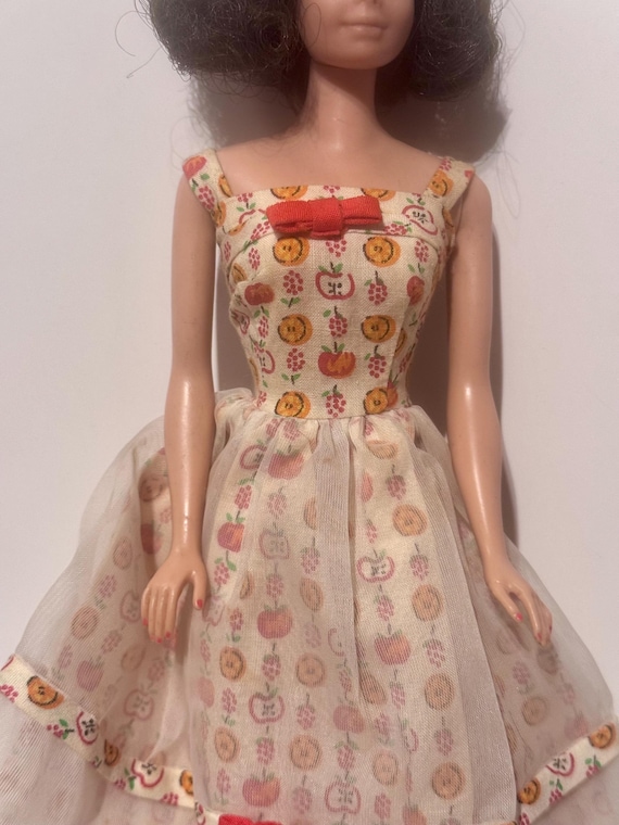 Lunch Date dress for Midge or Barbie #1600