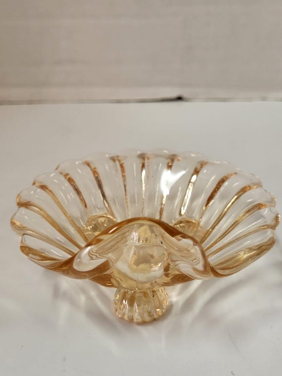 Glass Shell Salt Cellars - image 7