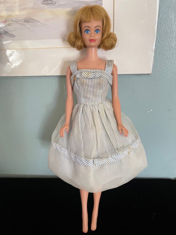 Midge Doll with blond hair