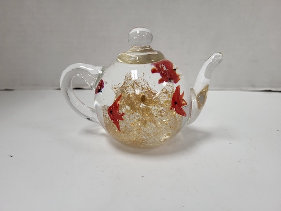 Dynasty Art Glass Teapot