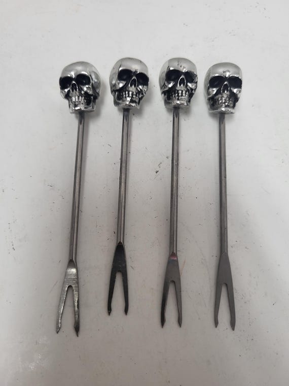 4 Skull Forks