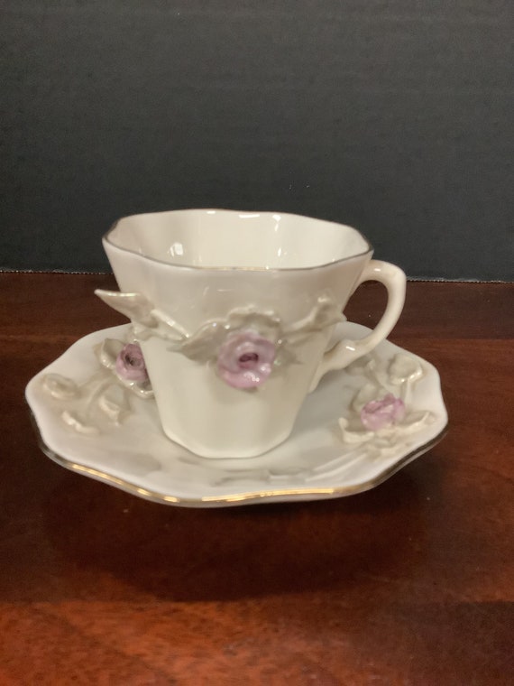Claire Lerner 3D Floral Tea Cup & Saucer