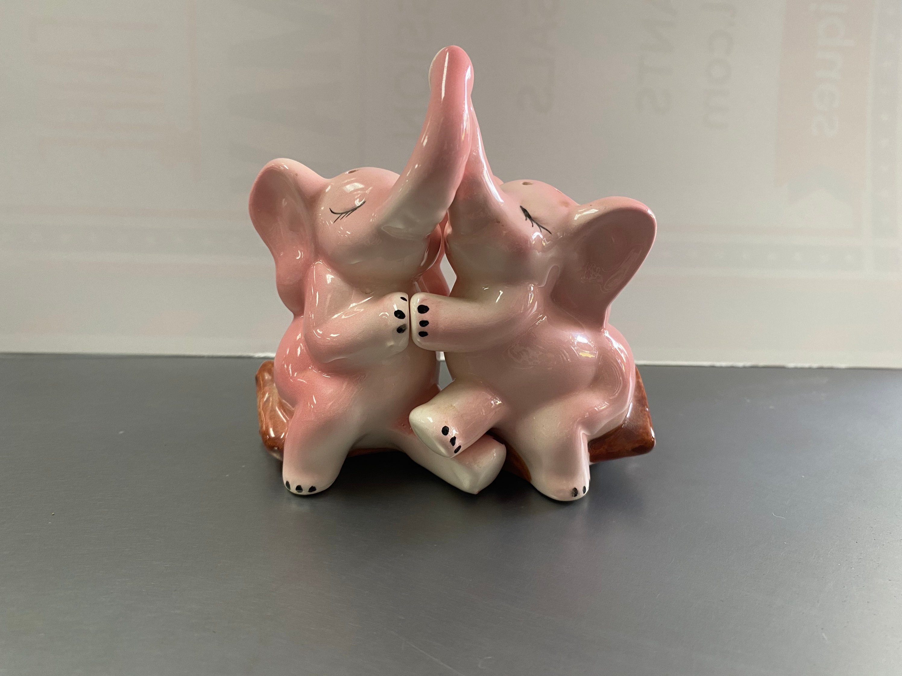 Ceramic Interlocking Elephant Salt & Pepper Shakers