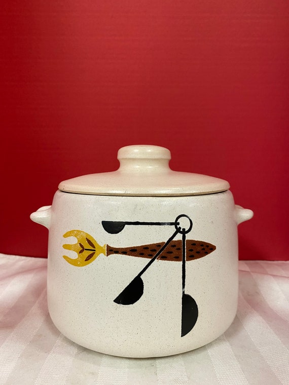 West Bend Utensil Bean Pot