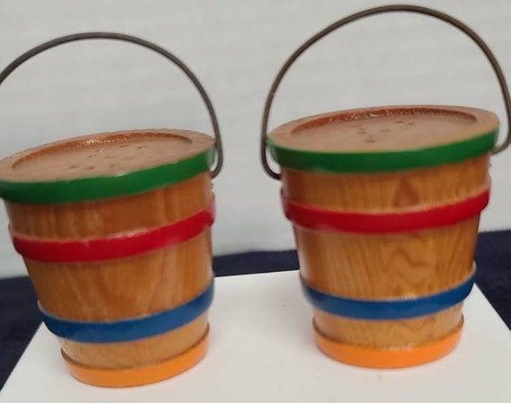 Wood pail salt and pepper shakers