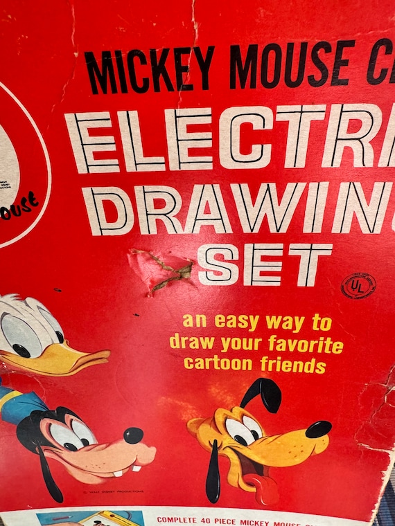 Mickey Mouse Drawing set