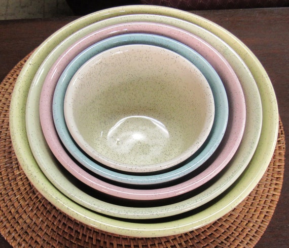 Bauer nesting bowl set