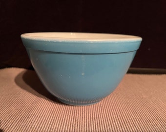 Pyrex Blue 401 Bowl