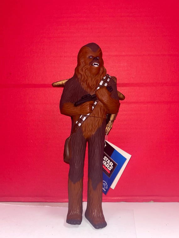 Star Wars Chewbacca and C-3PO figurine