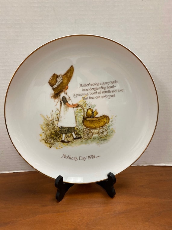 Holly Hobbie collector plate