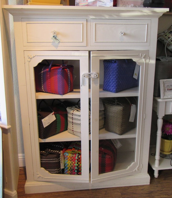 White curio cabinet