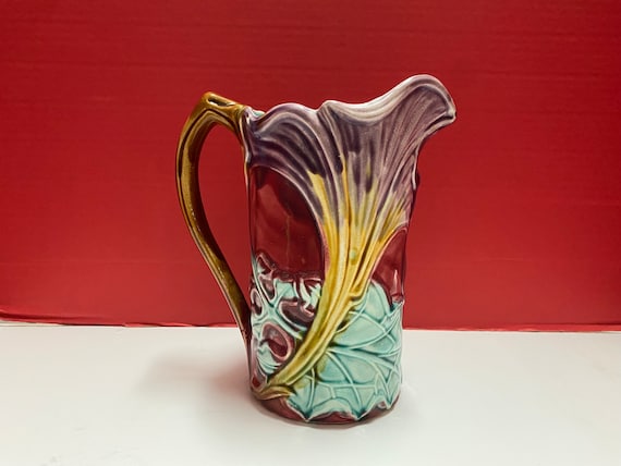 Frie Onnaing Pitcher